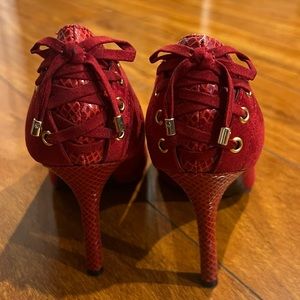 Super sexy red heels